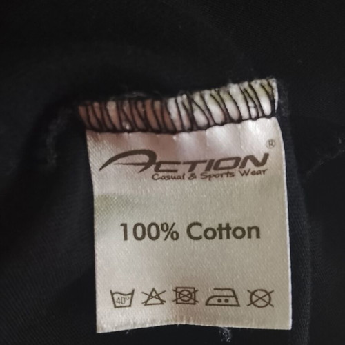 Action long-sleeve shirt for 12-year-old boy like new, black