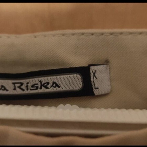 Anna Riska pants XL beige like new with side zipper