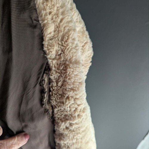 Attrattivo beige coat used, size L