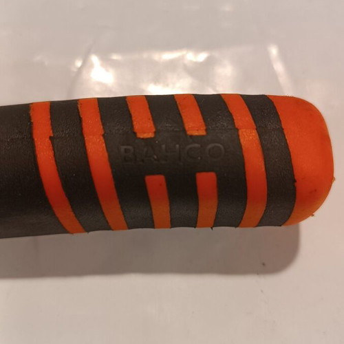Bahco 10mm chisel like new with rubber plastic handle