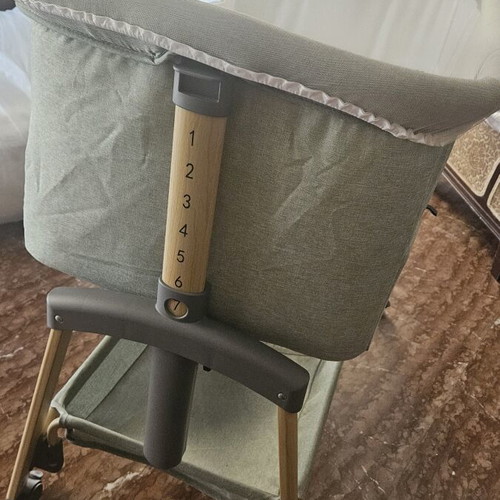 Cangaroo Adoro cradle like new, multifunctional with drop-down side