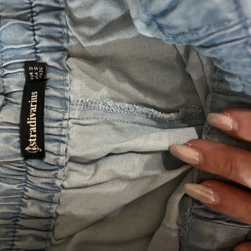 Denim women's shorts Stradivarius like new, black and blue with elastic