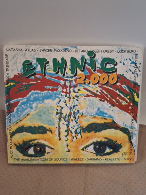 Ethnic 2.000 CD like new, electronic