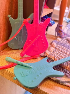 Guitar with microphone used, blue bibi-bo