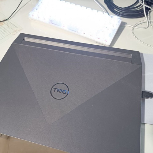 Dell G15 5510 Gaming Laptop like new, i5-10500, 16GB RAM, RTX 3050, 2TB SSD