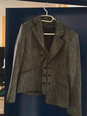 Women's gray coat like new from local manufacturer size L