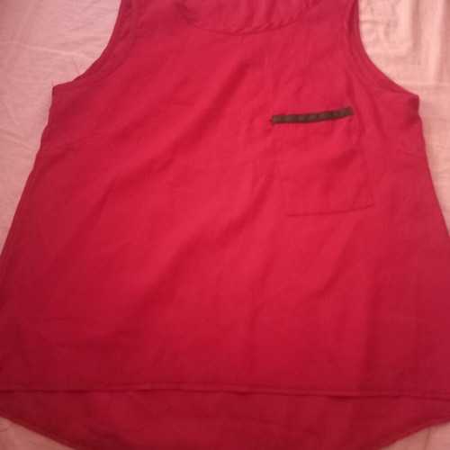 Women's red blouse like new, size L