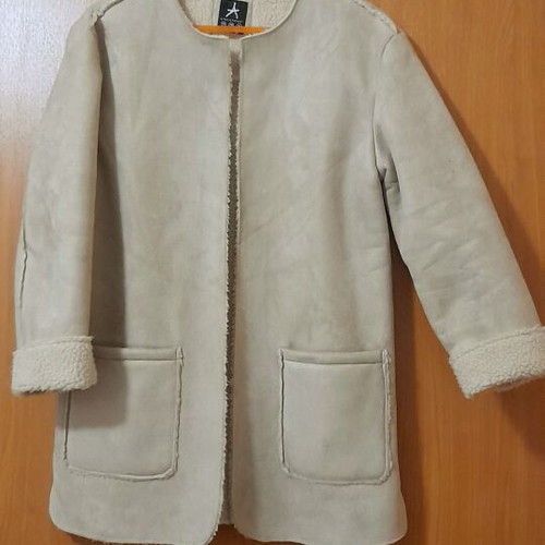 Atmosphere beige coat like new with synthetic fur lining