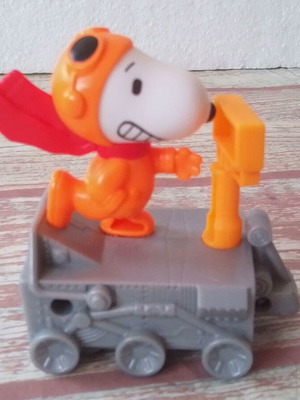 Peanuts Snoopy Nasa Astronaut Moon 2019 figure like new