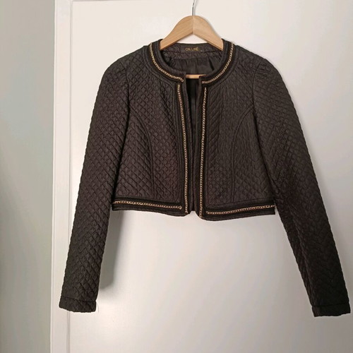 Short quilted jacket Online size small like new, black with gold chain