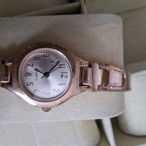 Rose gold-tone women's watch used, good condition