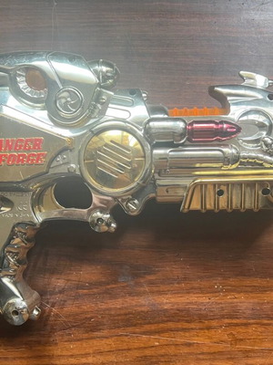 Space gun used battery-powered