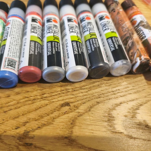 Marabu liners 16 pieces like new, glitter and metallic
