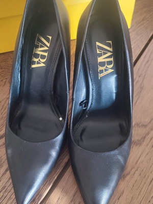 Zara Black Stiletto Shoes New, Size 37