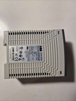 Μετασχηματιστής 12V 2.5A ελαφρώς μεταχειρισμένος