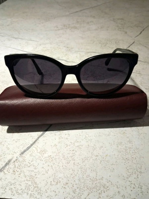Emporio Armani sunglasses like new, black