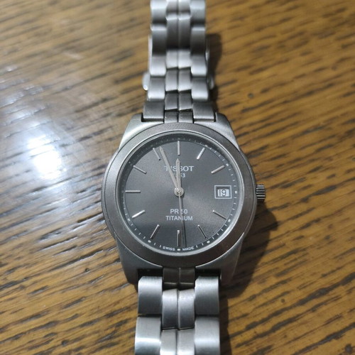 Tissot PR 50 Titanium watch like new with full gray bracelet