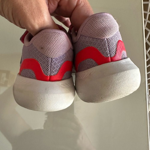 Athletic children's shoes like new