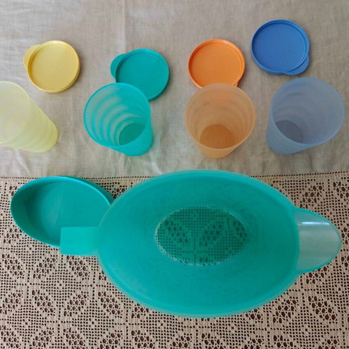 Tupperware jug with 4 glasses 2Lt and 330ml new