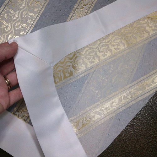 Soufli Silk Set new with golden details