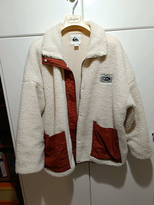 Quiksilver women's beige jacket small like new