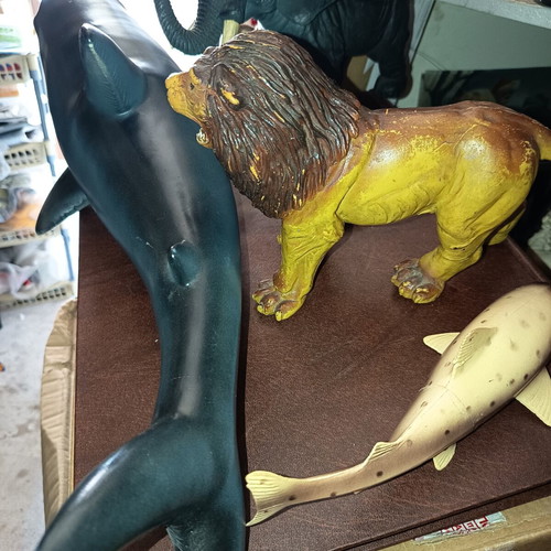 Plastic wild animal figures pack of 5 used