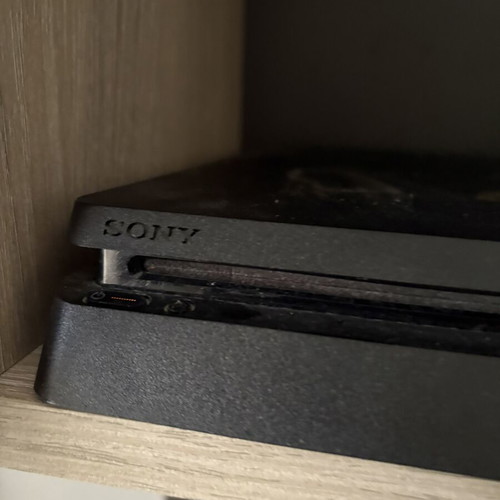 PS4 console with 1 controller and games bundle