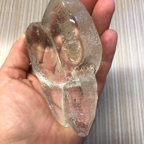 Artistic glass paperweight sculpture