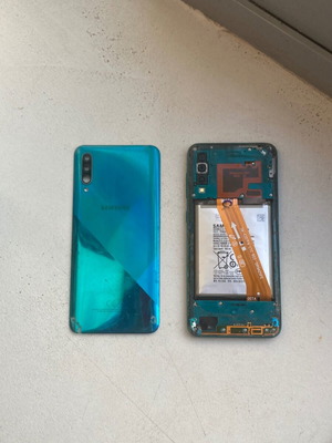 Samsung A30s κινητό μεταχειρισμένο, χαλασμένη οθόνη και μπαταρία