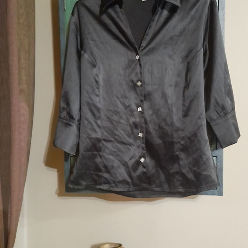 Cinema Zinas Satin Set like new with gift bag, size M