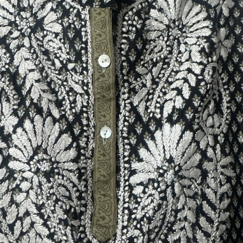 Ble Resort Collection short-sleeve blouse with embroidery, black