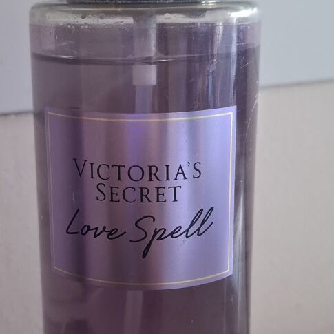 Victoria's Secret Love Spell body mist 250ml