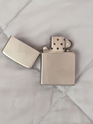 Αναπτήρας Zippo satin grey silver σαν καινούργιο