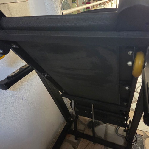 Stealth treadmill like new, barely used