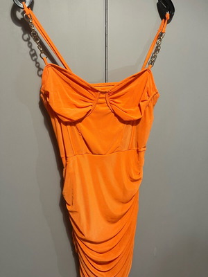 Φόρεμα από σειν νούμερο S-M σαν καινούριο