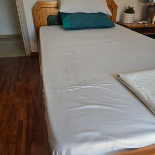 Bed 1.90×1.10 used, very good condition