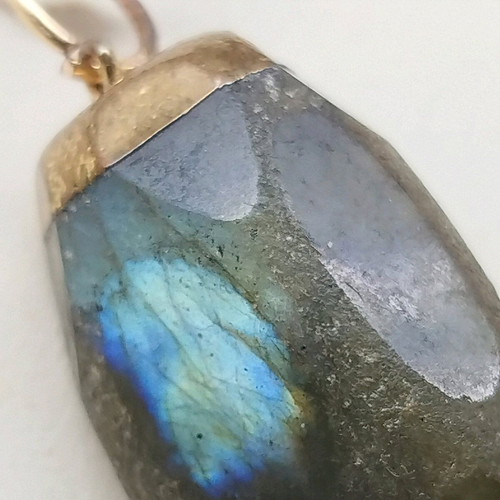 Labradorite pendant new with genuine leather cord