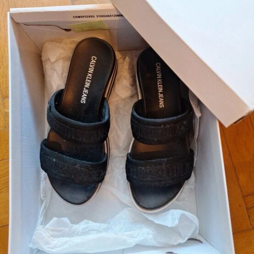 Calvin Klein slippers like new, size 36, black and white