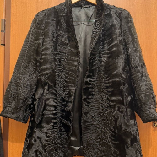 Women's coat natural astrakhan fur size large used, black