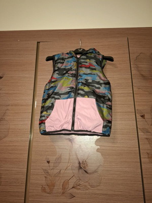 Bdtk sleeveless reversible vest like new, pink and multicolor
