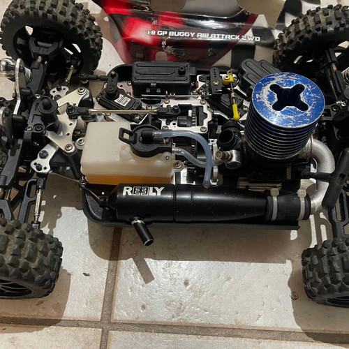 Nitro RC Reely Air Attack 4WD Buggy like new with Force 21 engine
