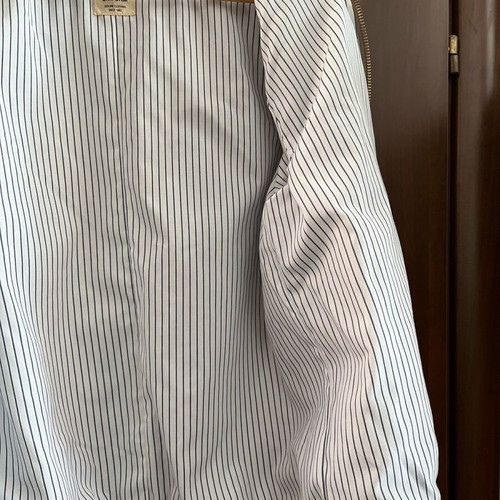 Light jacket like new size Small spring