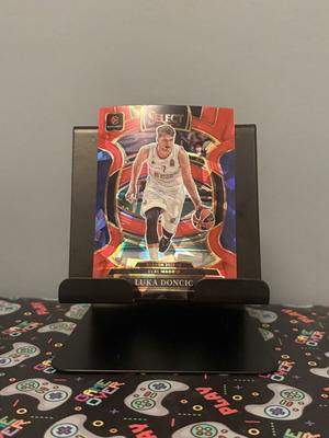 Luka Doncic Real Madrid Panini Select basketball card new