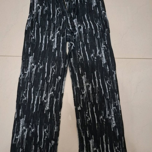 Vireyal jeans like new with unique design, size S
