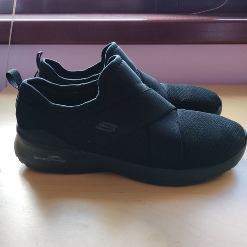 Skechers sneakers size 41 like new, black sports
