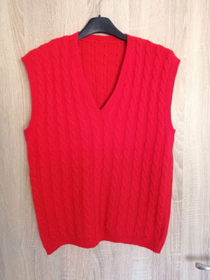 Wool sleeveless sweater new size S-M keniurio without label