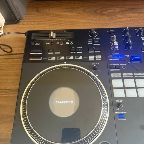Pioneer DJ DDJ-REV7 controller and DJ Bag K-Max Plus MK2 new