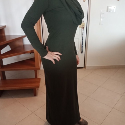 Long off-shoulder cotton dress like new, green, one size