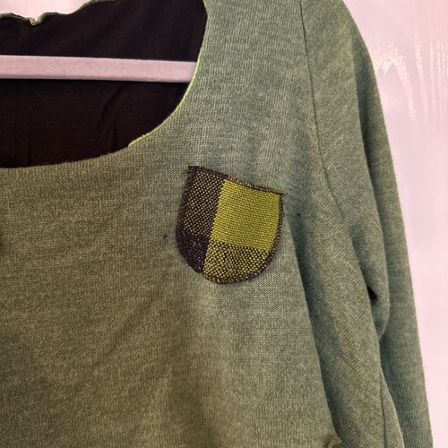 T-shirt size M like new, green with details