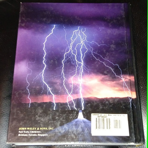 Fundamentals of Physics Extended 5th Edition hardcover like new